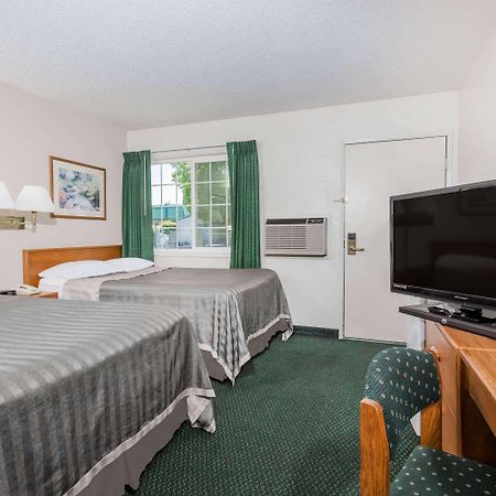 Travelodge By Wyndham Grants Pass Zewnętrze zdjęcie